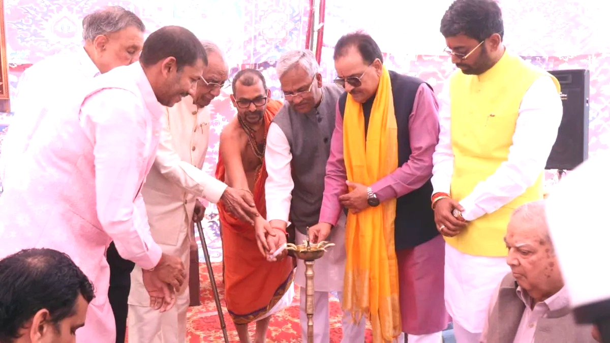 हरिद्वार में जयपुरिया यात्री निवास का उद्घाटन, संतों व नेताओं ने सेवा और सहयोग पर दिया जोर